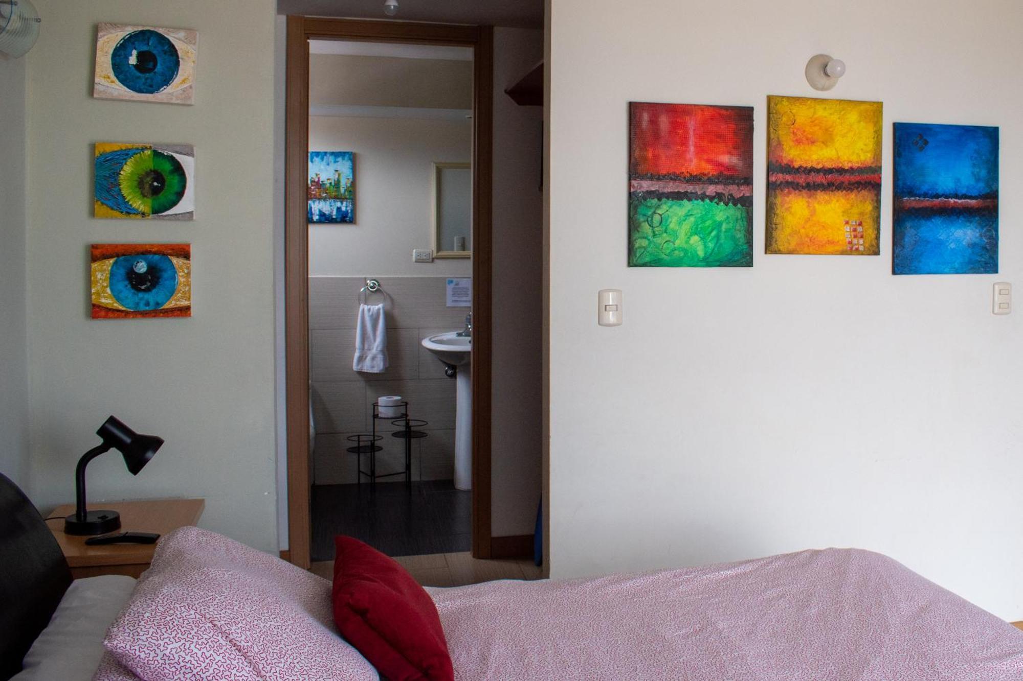 2 Rooms, 1 King Size Bed, 64" Smart Hdtv Guatemala Exterior foto